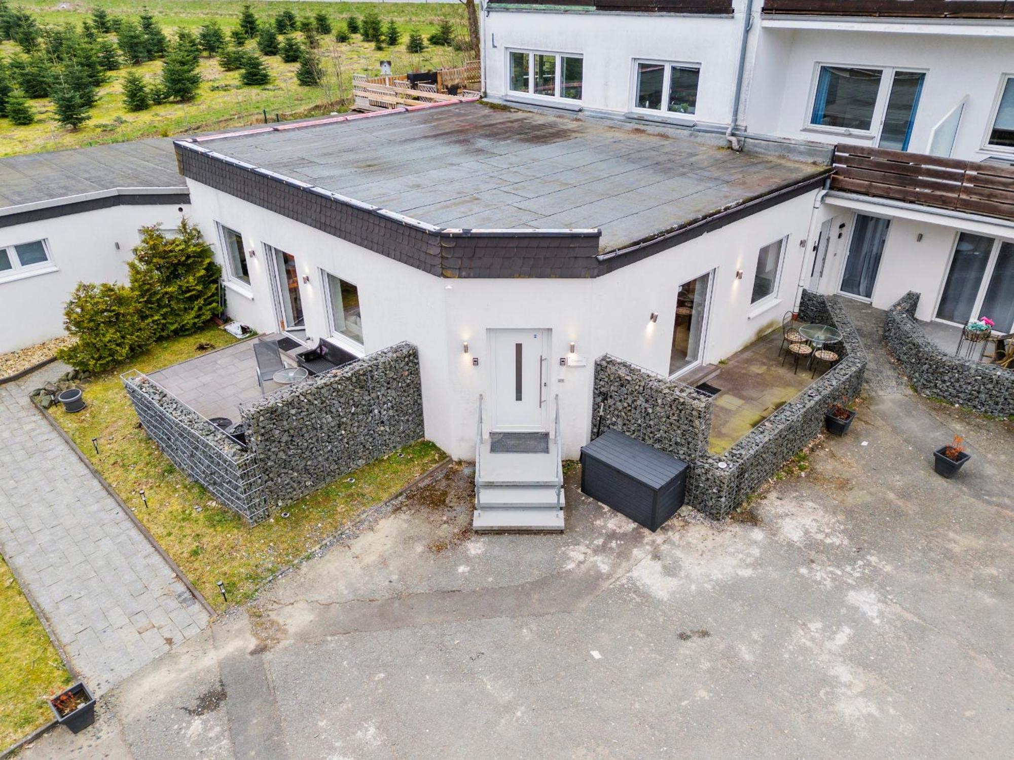 Greenhouse Living Apartment Fagus Mit Terrasse Und Feuerstelle - 6 Minuten Nach Winterberg - 4 Minuten Zur Ruhrquelle - Wandern - Mountainbike Fahren - Reisen Mit Hund & Natur Geniessen Medebach Esterno foto